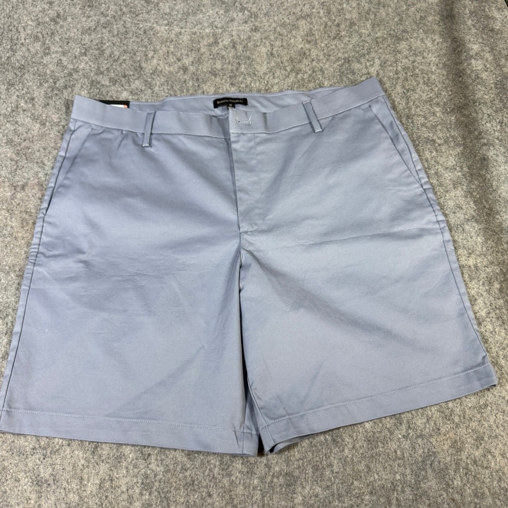 Banana Republic Mens Stretch Chino Shorts Light‎ Blue 9" Inseam Size 40 1951107